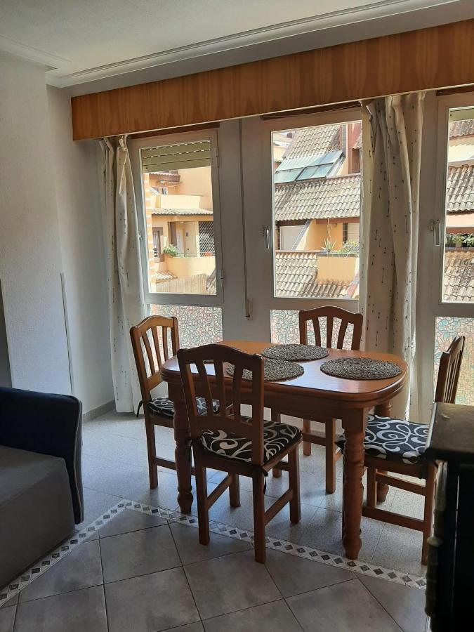 Amazing Sunny Flat With Balcony Pool Two Mins From The Beach Torrevieja Kültér fotó