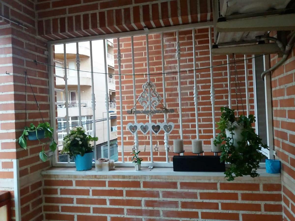 Amazing Sunny Flat With Balcony Pool Two Mins From The Beach Torrevieja Kültér fotó