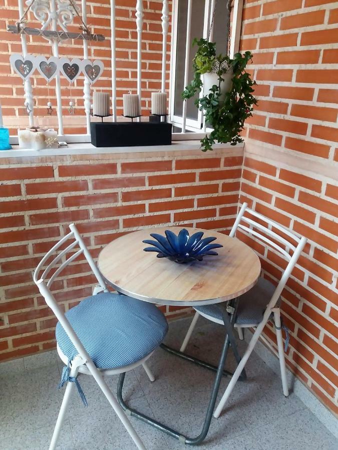 Amazing Sunny Flat With Balcony Pool Two Mins From The Beach Torrevieja Kültér fotó