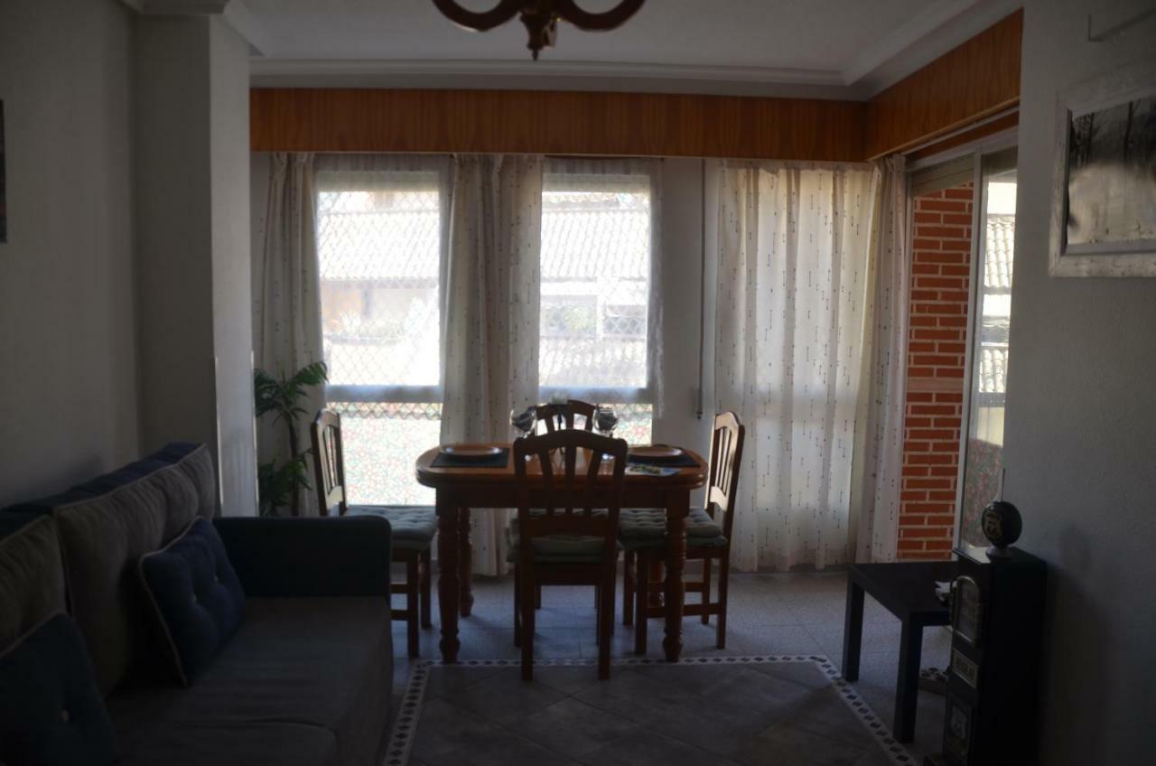 Amazing Sunny Flat With Balcony Pool Two Mins From The Beach Torrevieja Kültér fotó