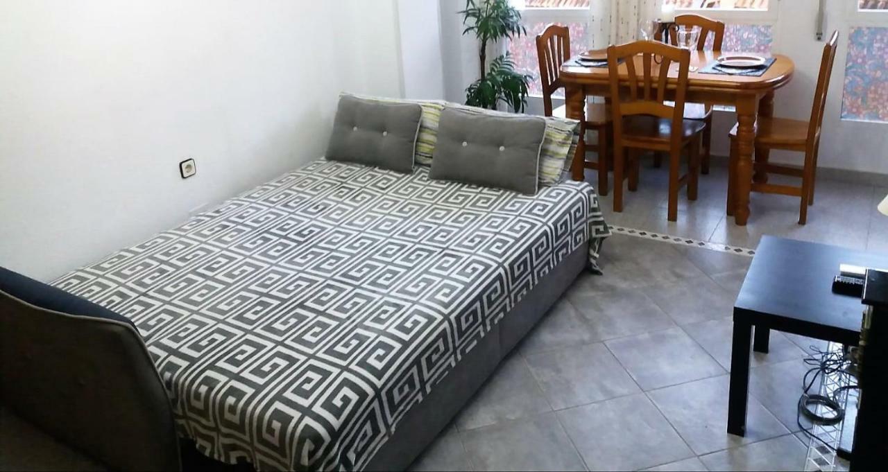 Amazing Sunny Flat With Balcony Pool Two Mins From The Beach Torrevieja Kültér fotó