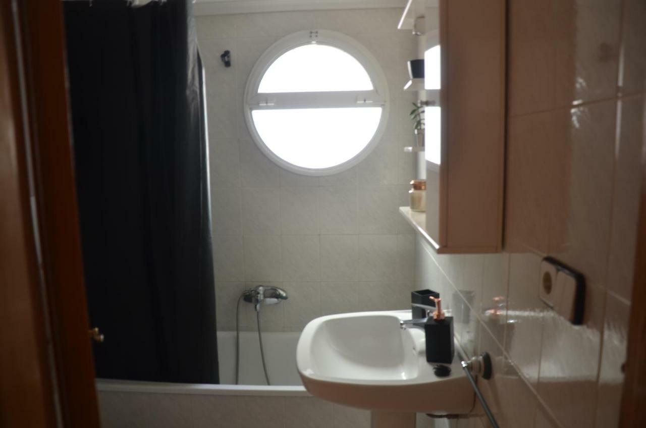 Amazing Sunny Flat With Balcony Pool Two Mins From The Beach Torrevieja Kültér fotó